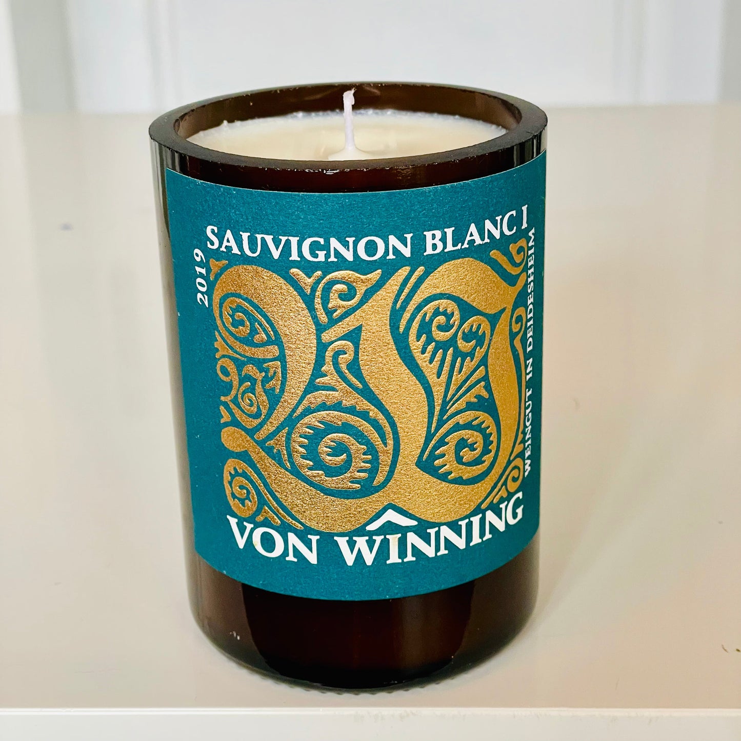 Flaschenkerze Von Winning Sauvignon Blanc I als Upcycling Kerze aus originaler Weinflasche