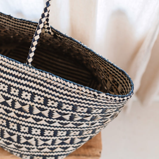 Handtasche KIDUL (schwarz) – Seegras