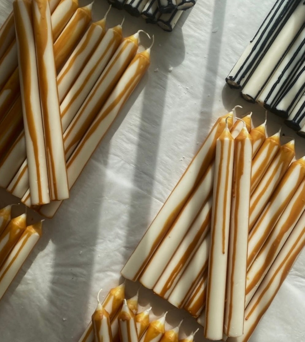 Caramel Drip Stabkerzen-Set – zusätzliche Produktansicht 3