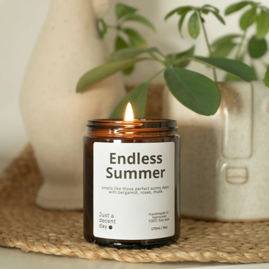 Endless Summer geurwereld met zomer-geurkaars en roomspray voor balkon en woonkamer