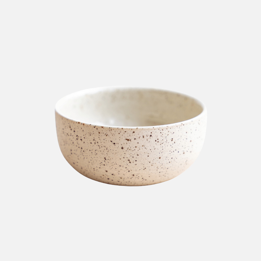 Handgemaakte KUMO cappuccinokop met gespikkeld decor