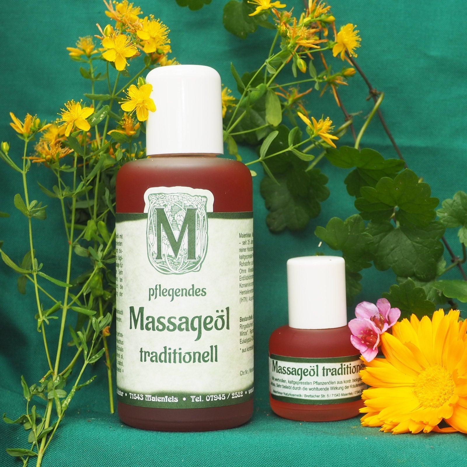 Traditionele massageolie voor lichaamsverzorging en een rustig avondritueel