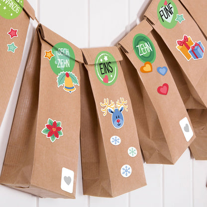 DIY-adventskalender met 25 kraftpapieren zakjes – 110 stickers