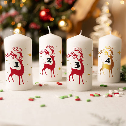 Vier Adventskerzen mit Hirschmotiv für Advent und Weihnachten