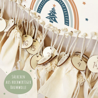 Gepersonaliseerde houten adventskalender „Regenboog“ – met naam