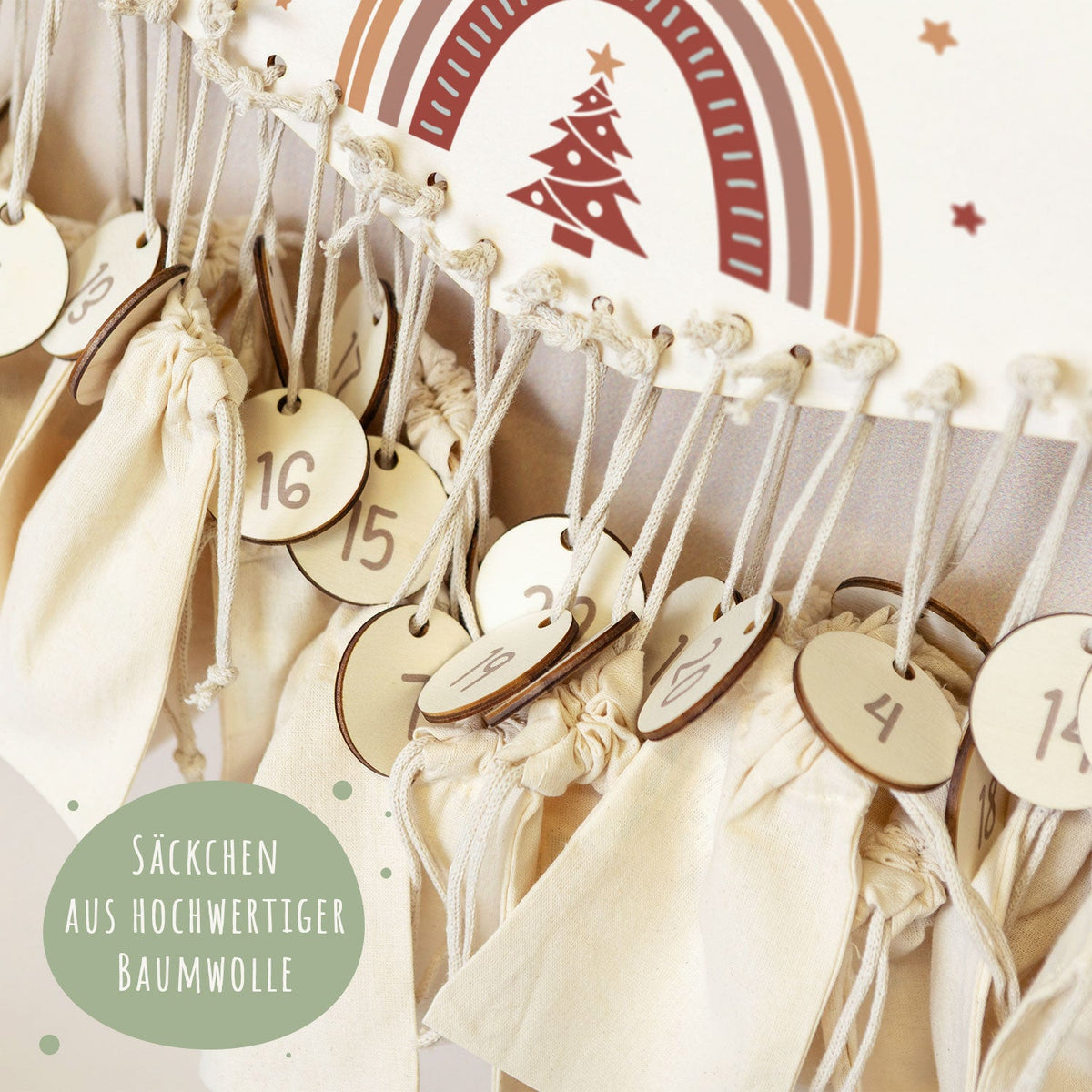 Gepersonaliseerde houten adventskalender „Regenboog“ – met naam