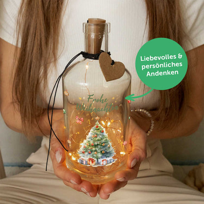 Flaschenlicht „Weihnachtsbaum“ – Nahansicht von UV-Druck und LED-Lichterkette