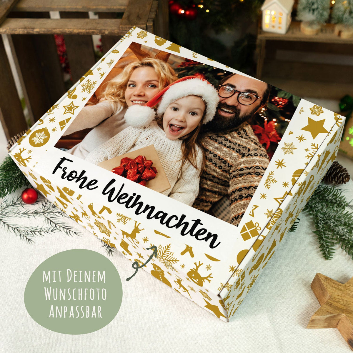 Gepersonaliseerde cadeaudoos Retro-foto in goud – perspectiefaanzicht