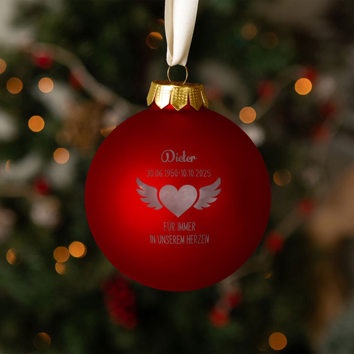 Personalisierte Flügelherz Weihnachtskugel aus Glas