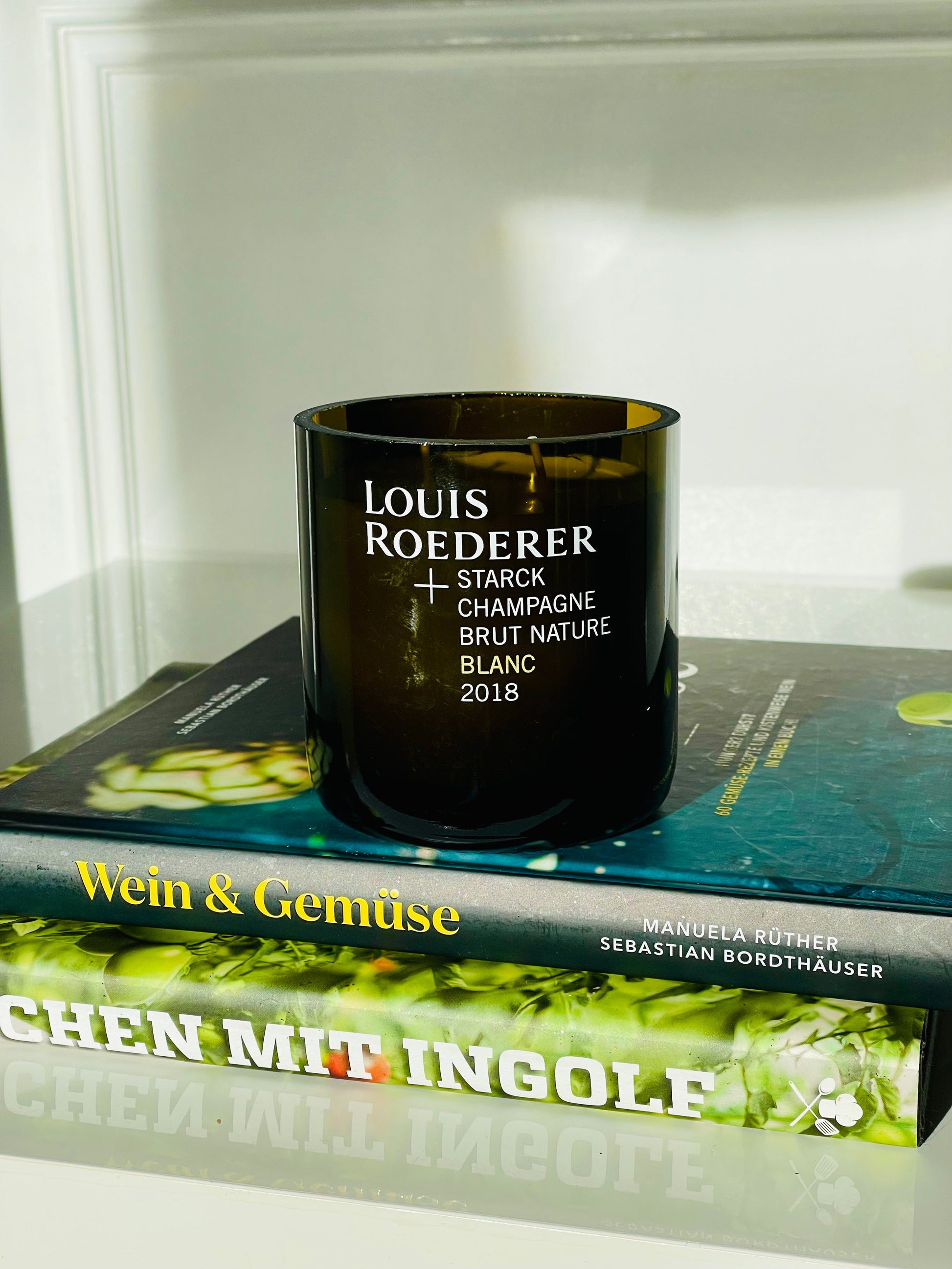 Flaschenkerze Louis Roederer Starck 2018 als Upcycling Kerze aus originaler Champagnerflasche
