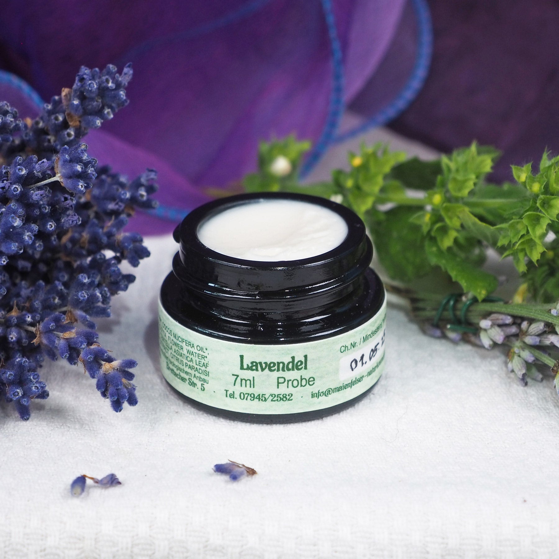 Lavendel Creme – Verpackung der duftenden Naturpflege