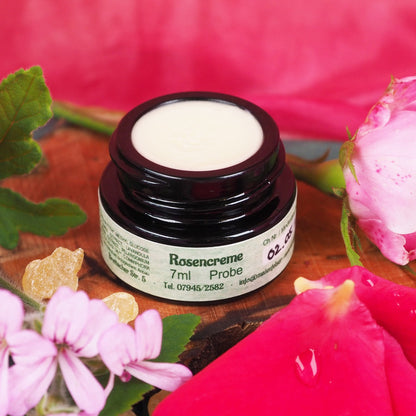 Rosencreme 7 ml – Detailansicht der reichhaltigen Gesichtspflege