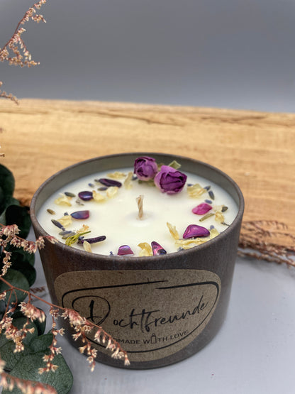 Boekenwurm in actie – geurkaars voor boekenliefhebbers