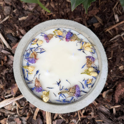 Outdoor-Duftkerze „Die Blüte“ mit Jasmin- oder Citronella-Duftwahl
