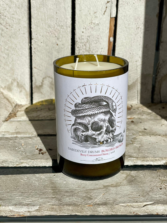 Flaschenkerze Springfontein Daredevils’ Drums 2018 als Upcycling Kerze aus originaler Weinflasche