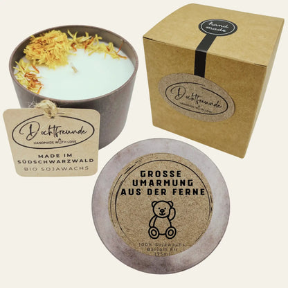 Große Umarmung aus der Ferne Duftkerze als personalisiertes Geschenk mit liebevoller Botschaft