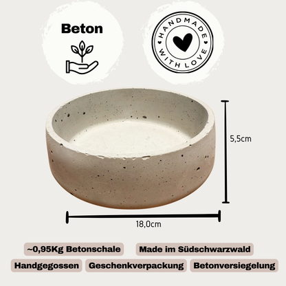 Minimalistische Deko-Schale für eine ruhige Selfcare-Ecke
