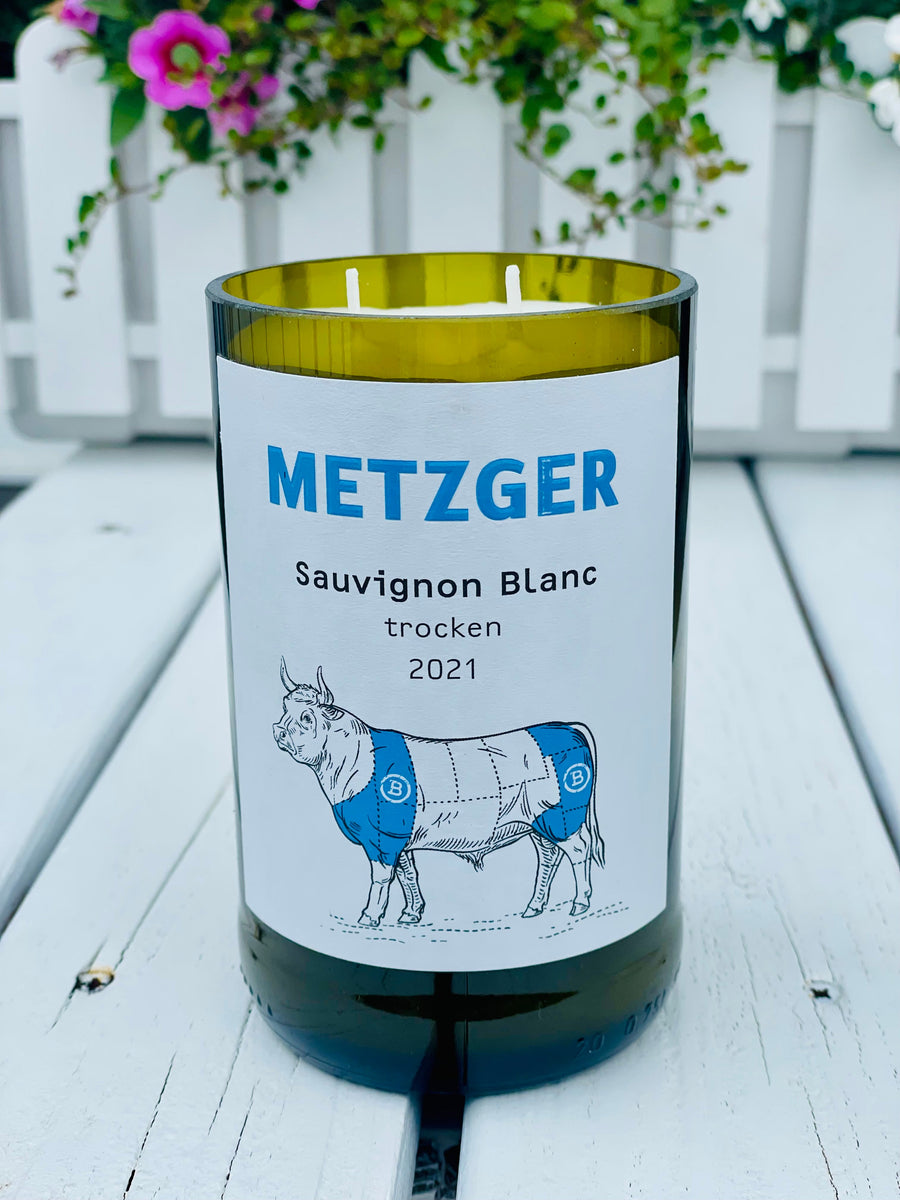Flaschenkerze Metzger Sauvignon Blanc 2021 als Upcycling Kerze aus originaler Weinflasche