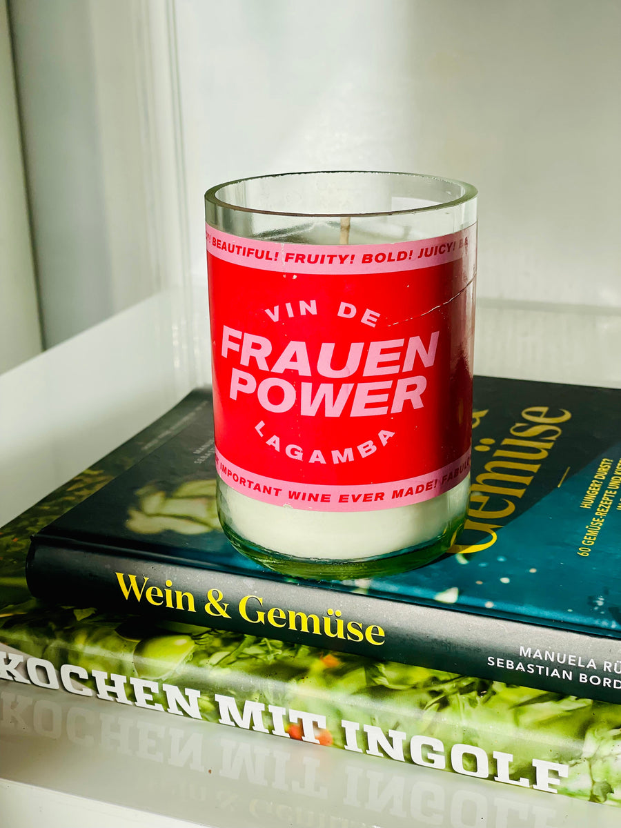 Flaschenkerze Vin de Lagamba Frauenpower als Upcycling Kerze aus originaler Weinflasche
