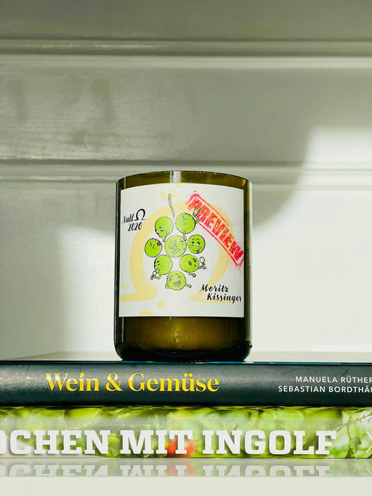 Flaschenkerze Moritz Kissinger Null Ohm 2020 als Upcycling Kerze aus originaler Weinflasche