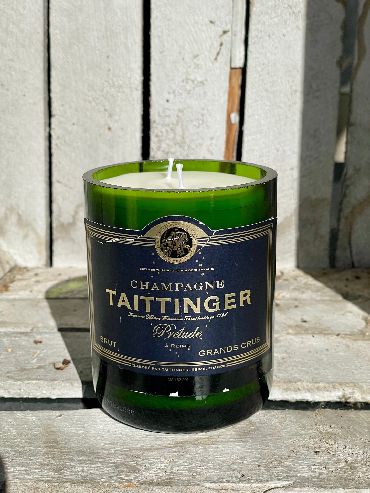 Flaschenkerze Taittinger Prélude Grands Crus als Upcycling Kerze aus originaler Champagnerflasche