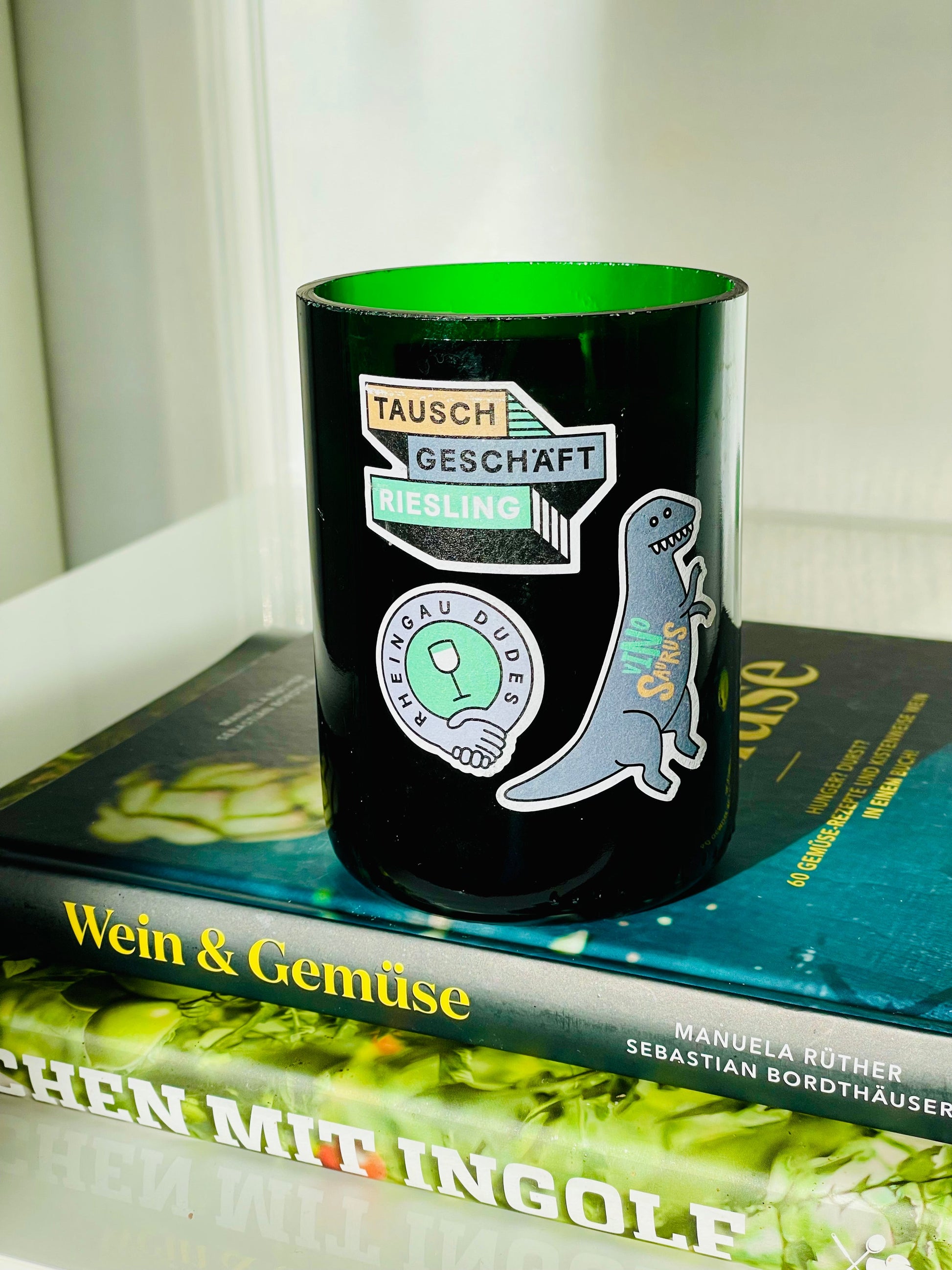 Flaschenkerze Dillmann / Wagenitz Tauschgeschäft Riesling 2021 als Upcycling Kerze aus originaler Weinflasche