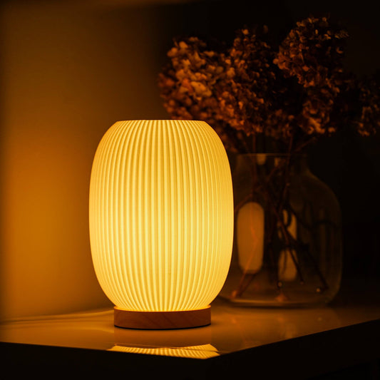 Boa Tischlampe von Moonou als organische Japandi-Lichtquelle