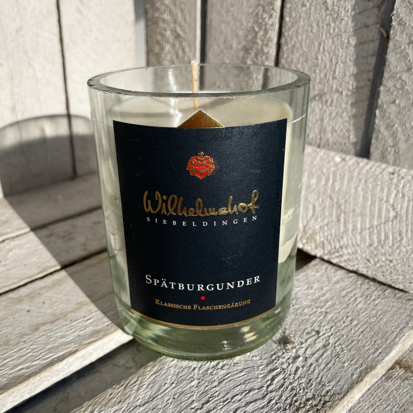 Flaschenkerze Wilhelmshof Spätburgunder Rosé Brut 2019 als Upcycling Kerze aus originaler Sektflasche