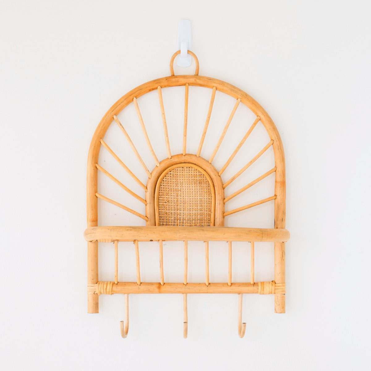 Soeji Wandregal BANTEN – Rattan