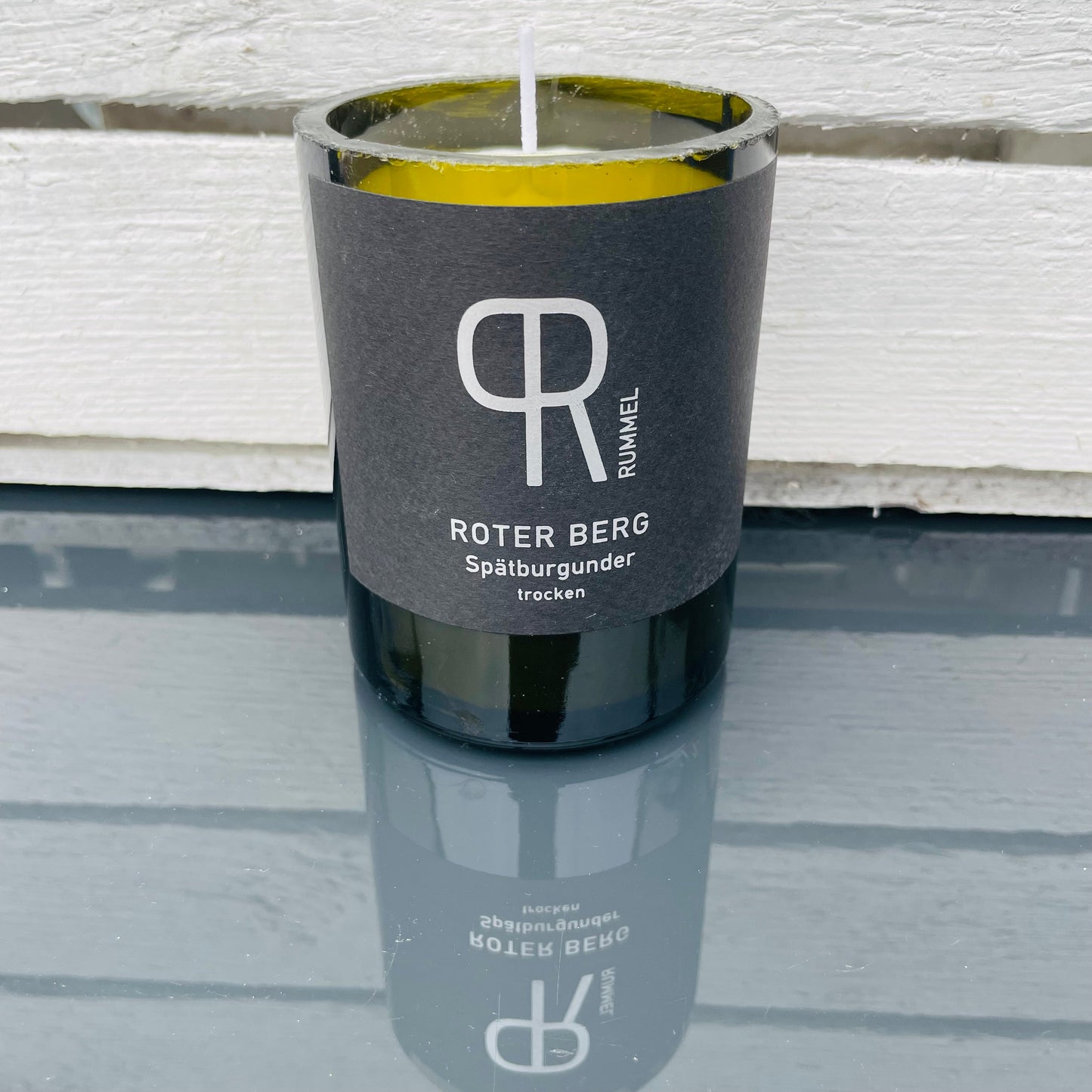 Flaschenkerze Rummel Roter Berg Spätburgunder 2018 als Upcycling Kerze aus originaler Weinflasche