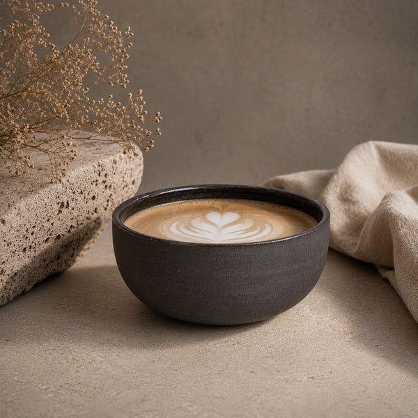 KUMO-Cappuccino-grauschwarz-steinkunstwerk