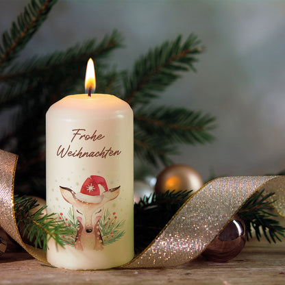 Kleine Weihnachtskerze „Reh“ als natürliche Tisch- und Adventsdeko