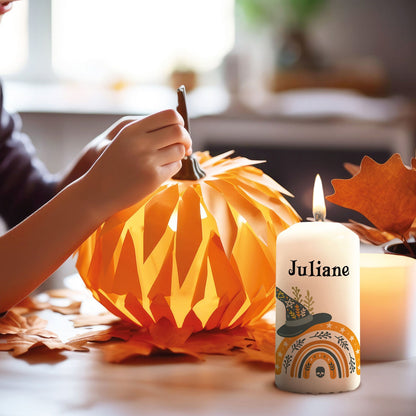 Gepersonaliseerde Regenboog-kaars als gezinsvriendelijke Halloween-decoratie