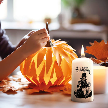 Halloween-kaars met vampiermotief als decoratie op de feesttafel