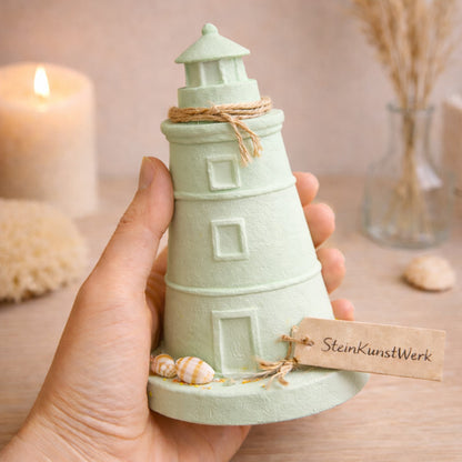 Pastellrote Leuchtturm Dekoration im maritimen Stil