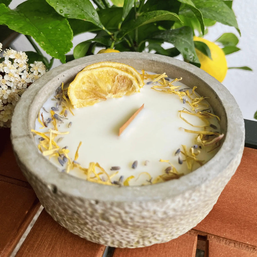 XL Citronella-Kerze Abendglut von DochtFreunde mit Trockenblumen-Optik