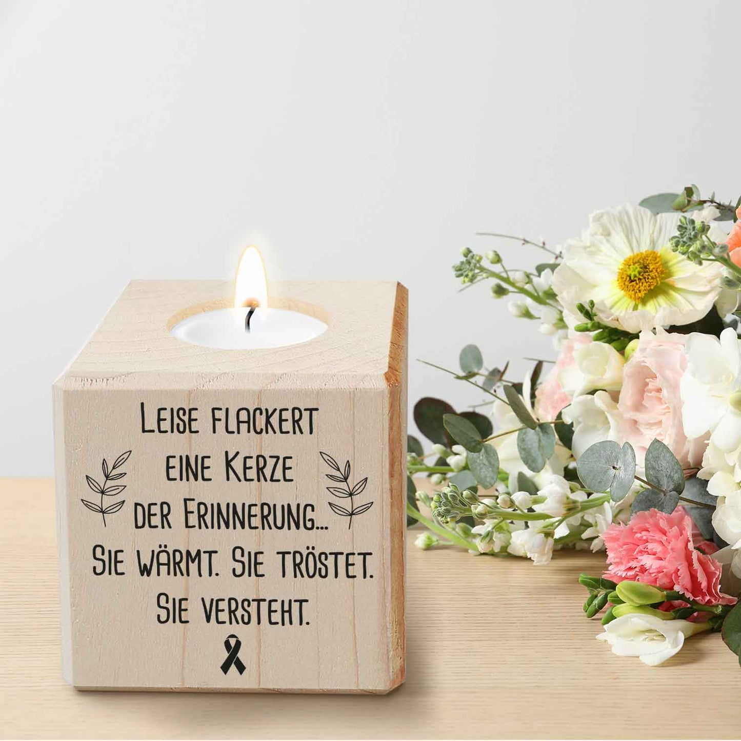 Trauerlicht aus Holz – Teelichthalter für stille Erinnerungsmomente