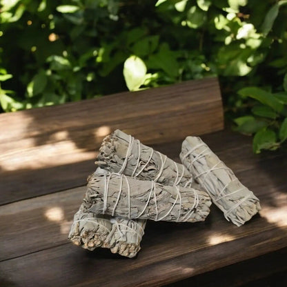 Smudge Sticks mit Weißem Salbei für Meditation und Rituale