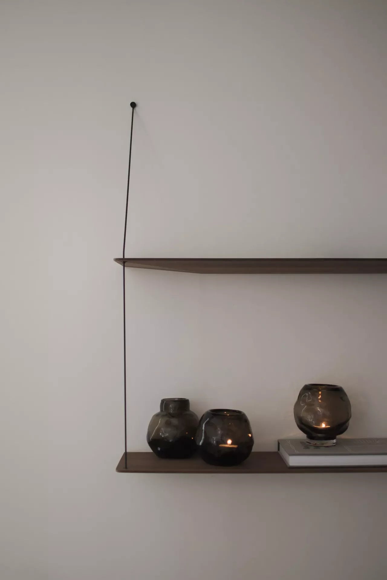 Brauner DBKD Bunch Mini-Kerzenhalter als stimmungsvolles Windlicht in weihnachtlicher Dekoration