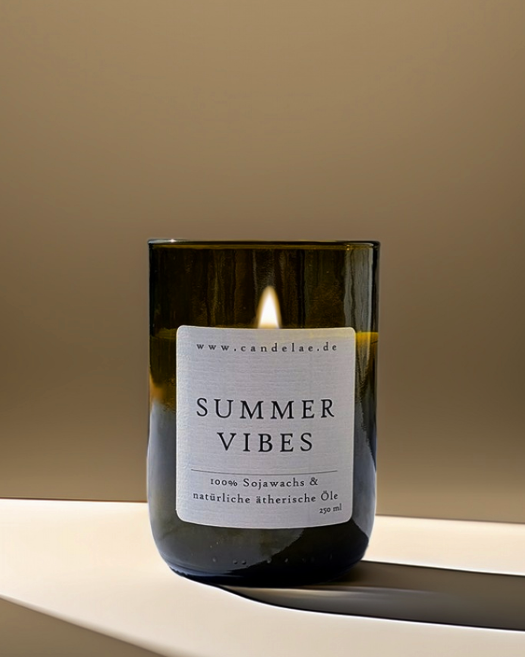 Summer Vibes Duftkerze im Glas mit sommerlicher Duftwelt