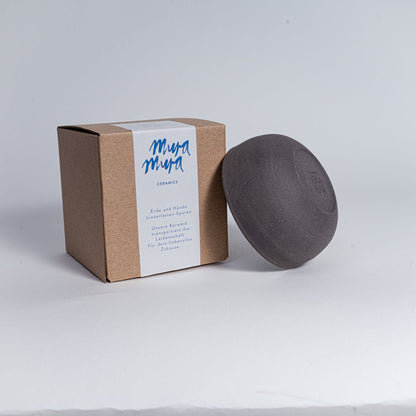 KUMO Cappuccino Grau-Schwarz – Detailansicht der Keramiktasse