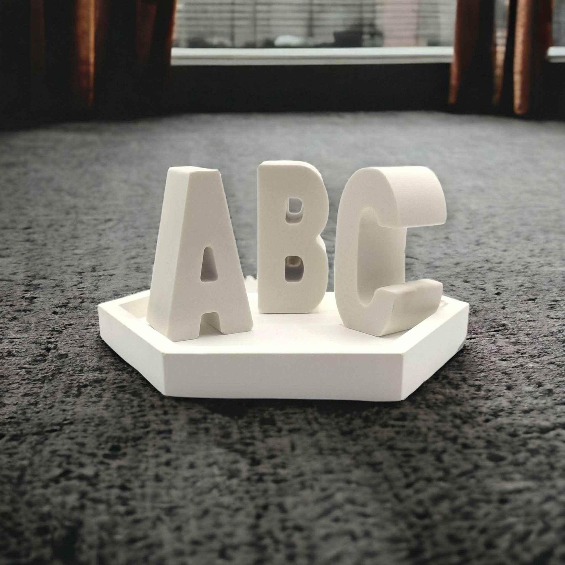3D Buchstaben kaufen – Handgemachte Deko mit Bedeutung - by SteinKunstWerk | Deko aus nachhaltiger Herstellung