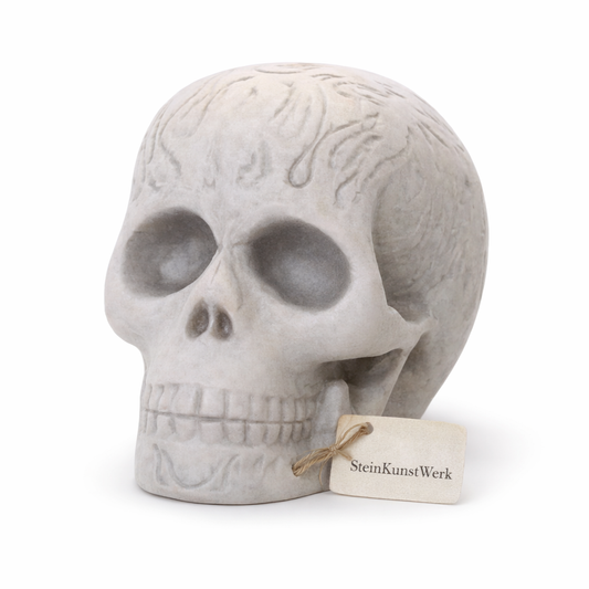 Handgemaakte gothic schedel decoratiefiguur van SteinKunstWerk – vooraanzicht