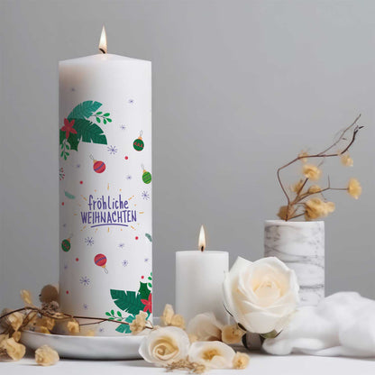 Weihnachtskerze „Christmas Ornament“ – schlichte Produktansicht der großen Kerze