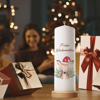 Weihnachtskerze „Reh“ in natürlicher stimmungsvoller Weihnachtsdekoration