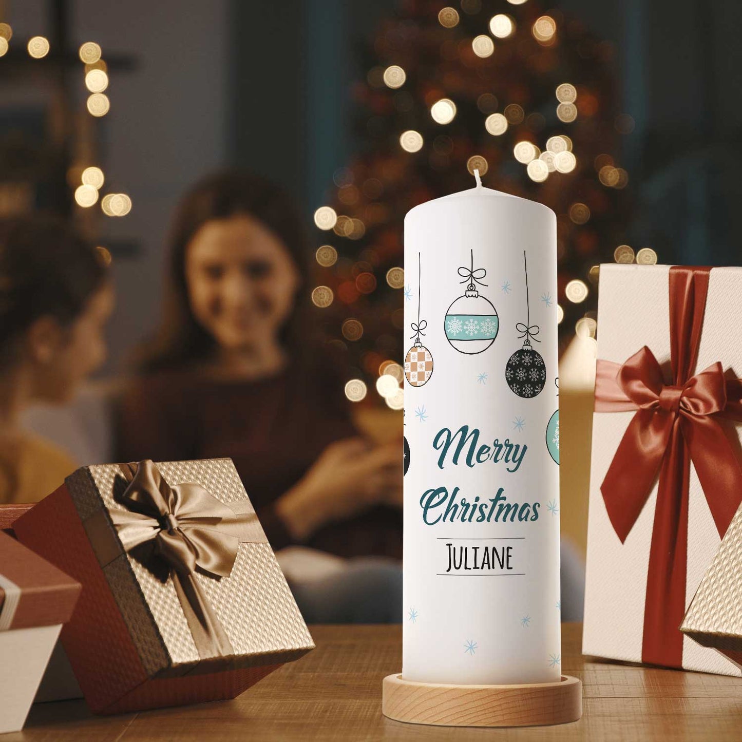 Personalisierte Weihnachtskerze „Weihnachtskugel“ – mit Name