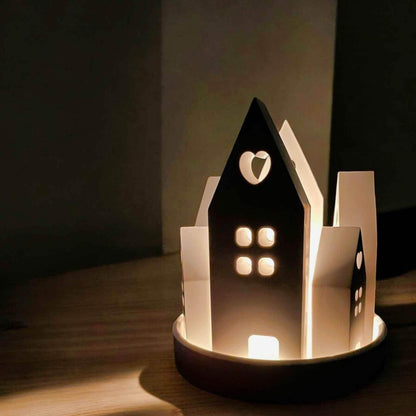 Handgefertigtes Lichterhaus von SteinKunstWerk für stilvolle Wohnatmosphäre und bewusste Momente