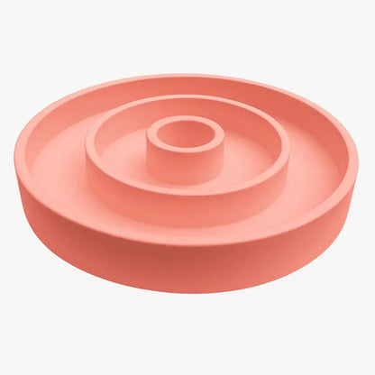 Roter Kerzenteller aus SteinKunstWerk, modern und minimalistisch, ideal für stimmungsvolle Deko und Kerzenlicht