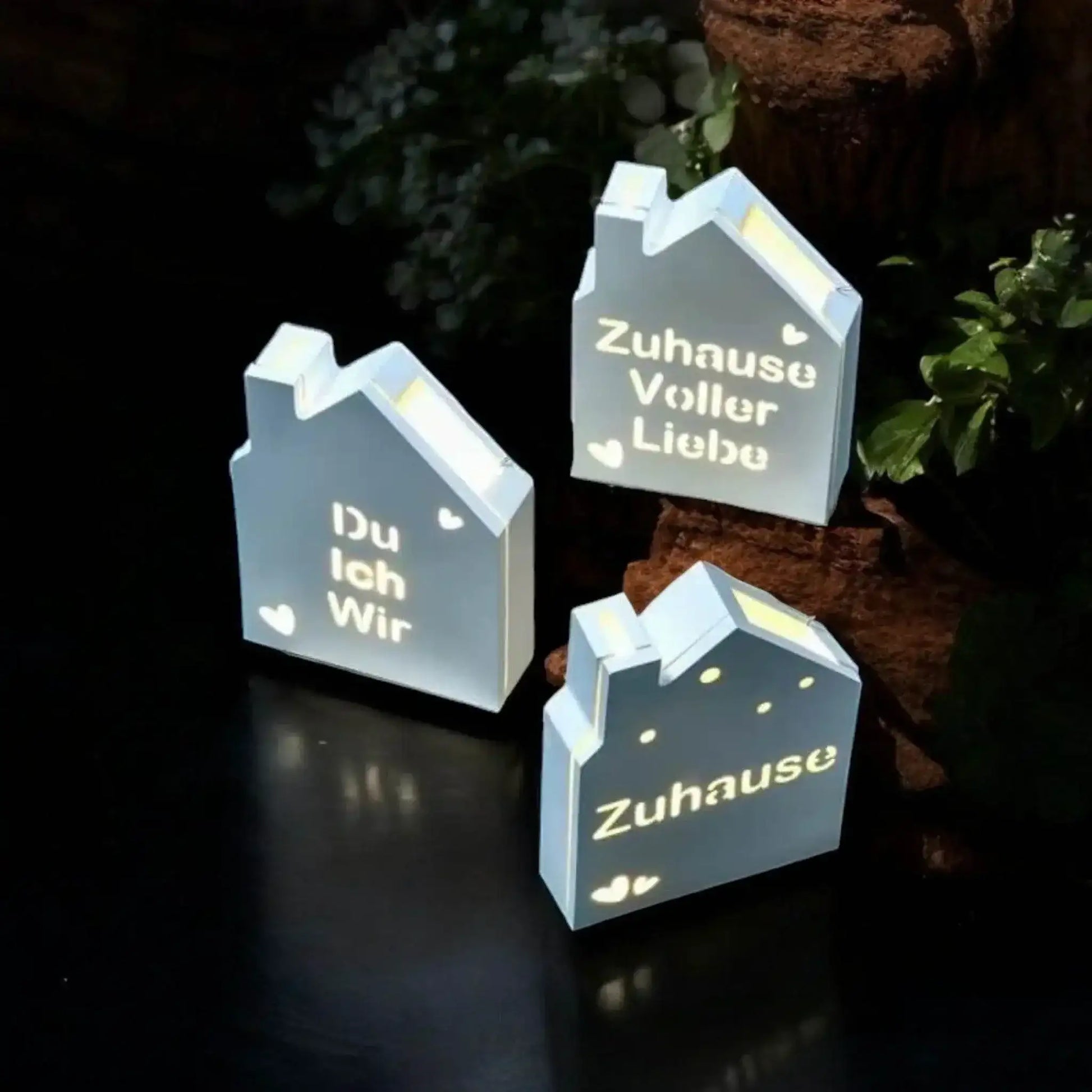 LED-Dekohäuschen in Weiß oder Pastellgrau
