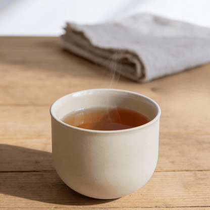 Mura Mura OCHA Beige – Detailansicht der Keramiktasse